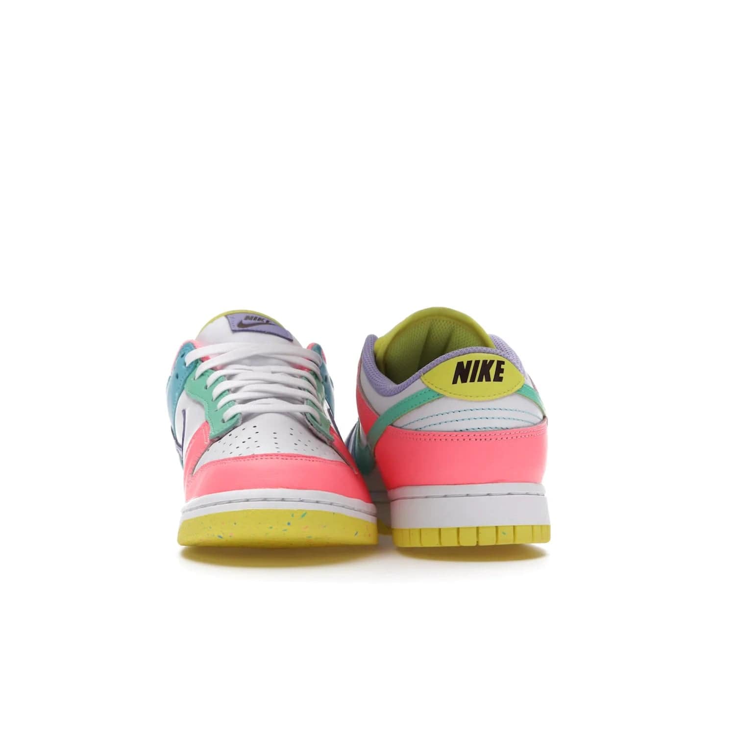 Nike Dunk Low SE Easter Candy (Women's) - Image 27 - Only at www.BallersClubKickz.com - UP
The Nike Dunk Low SE Easter Candy (Women's) brings a stylish touch to any outfit with its white leather upper, colorful accents, and multicolor speckle detailing. Shop now before they're gone.
