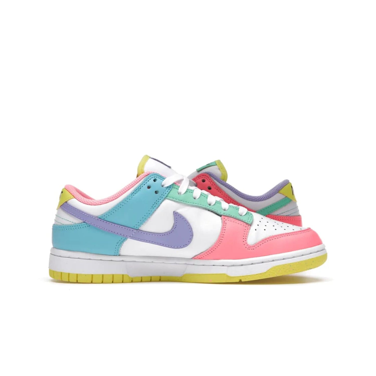 Nike Dunk Low SE Easter Candy (Women's) - Image 19 - Only at www.BallersClubKickz.com - UP
The Nike Dunk Low SE Easter Candy (Women's) brings a stylish touch to any outfit with its white leather upper, colorful accents, and multicolor speckle detailing. Shop now before they're gone.