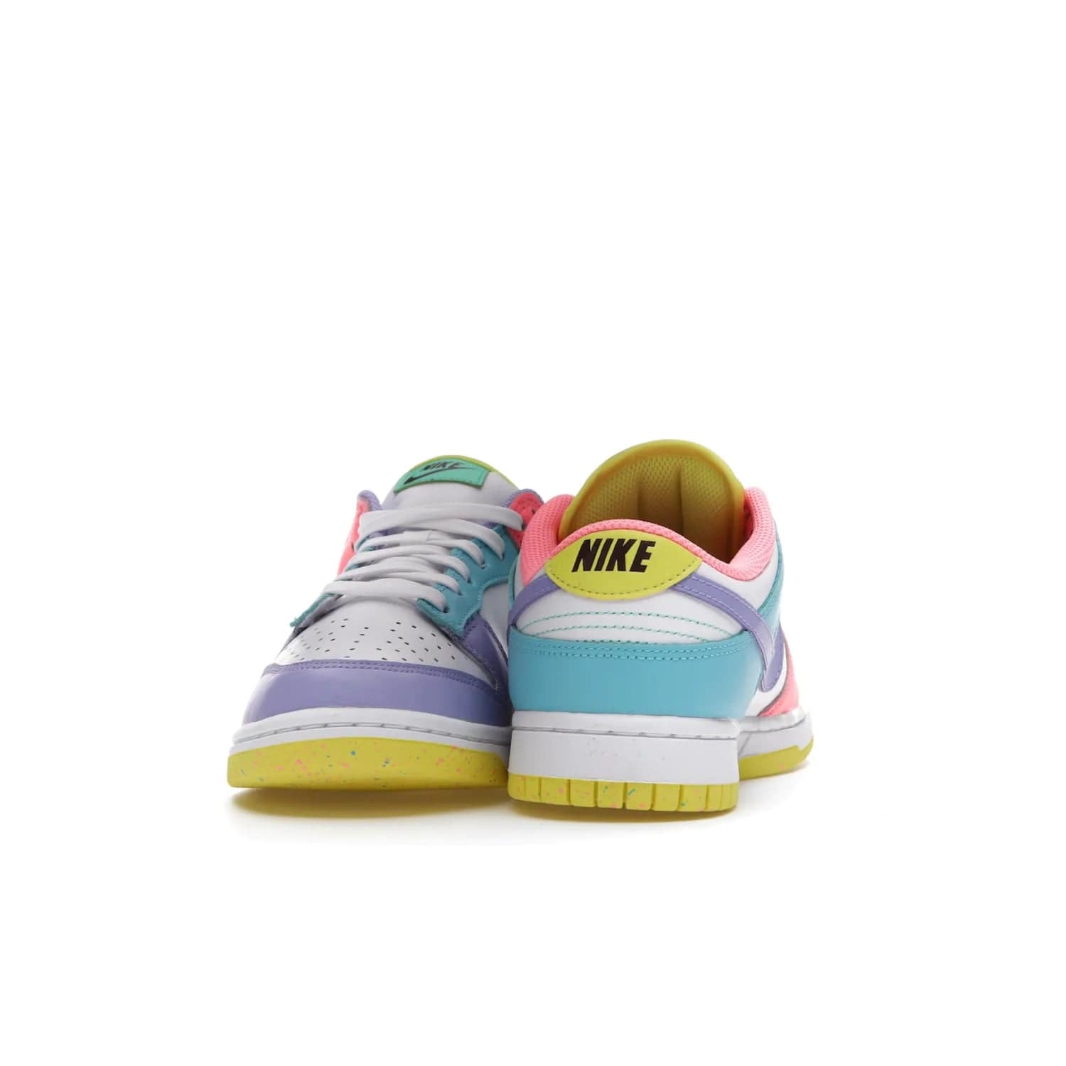 Nike Dunk Low SE Easter Candy (Women's) - Image 11 - Only at www.BallersClubKickz.com - UP
The Nike Dunk Low SE Easter Candy (Women's) brings a stylish touch to any outfit with its white leather upper, colorful accents, and multicolor speckle detailing. Shop now before they're gone.